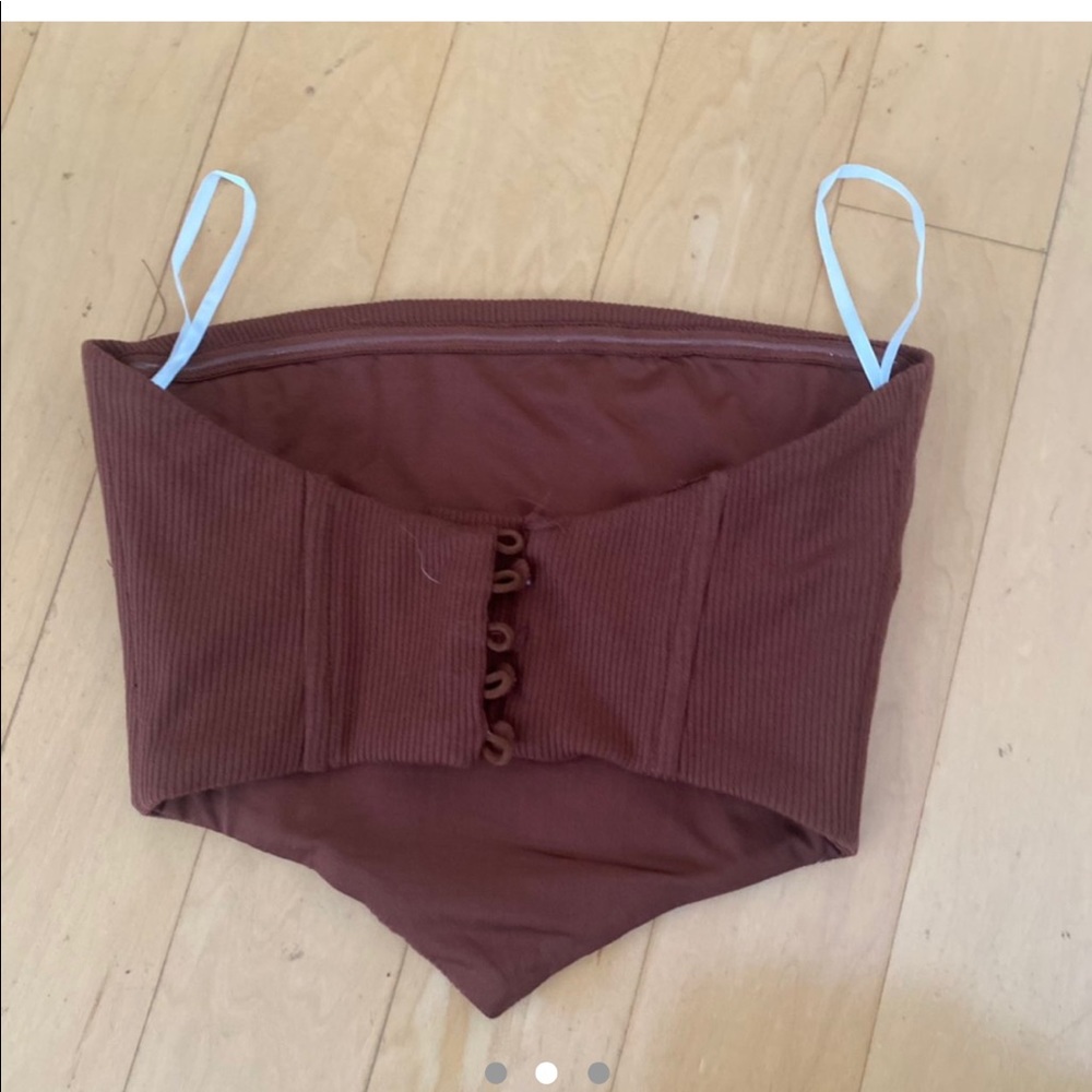 Princess Polly brown ribbed cropped corset top - Picture 3 of 3